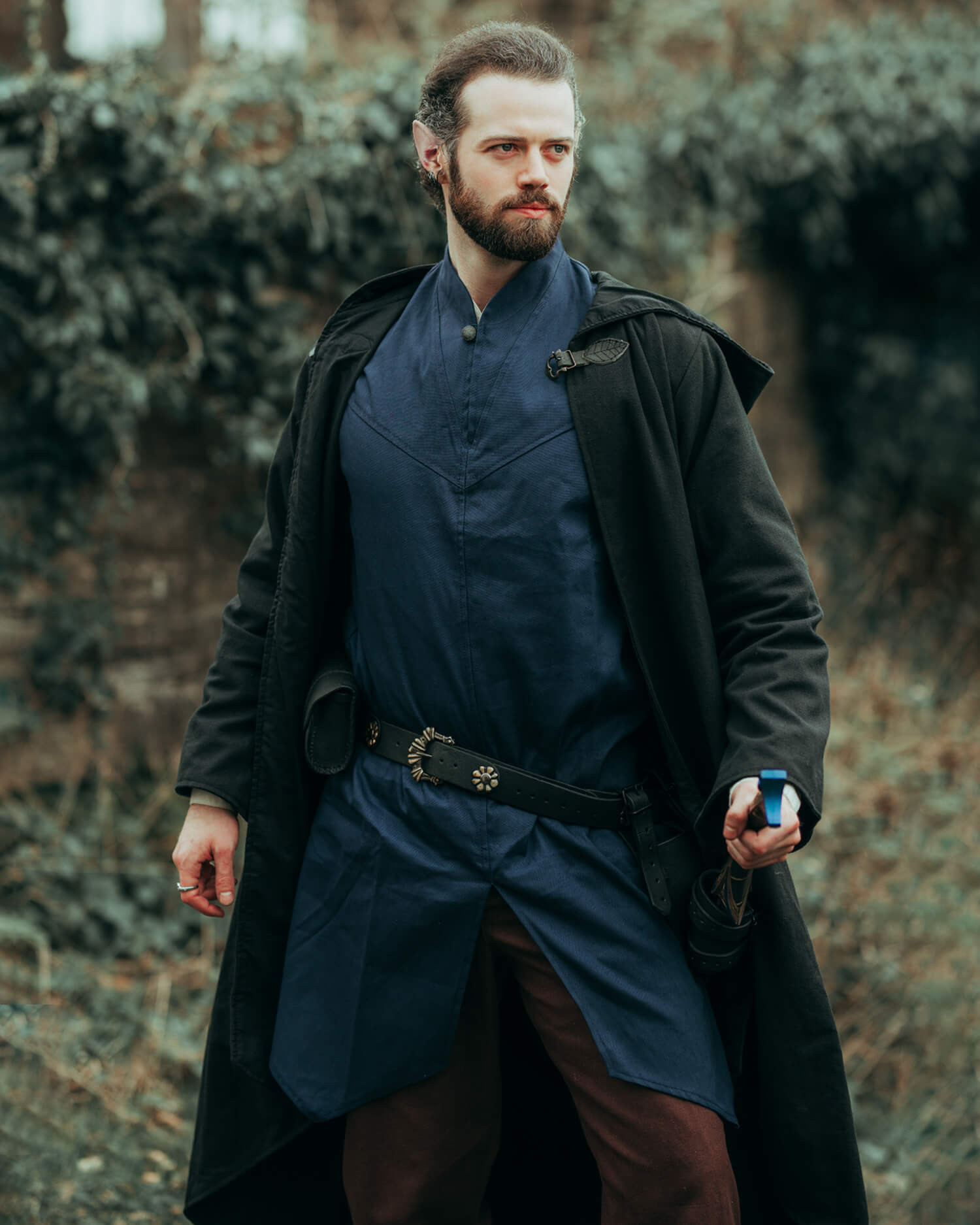 Abrigo medieval en algodón modelo Faelyn, color negro