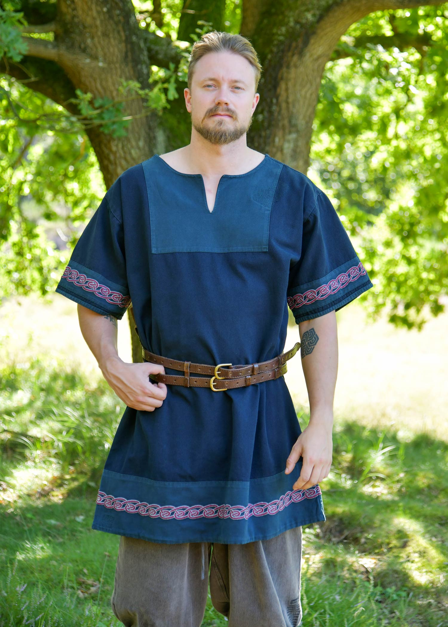 Túnica medieval en algodón modelo Egil, color azul
