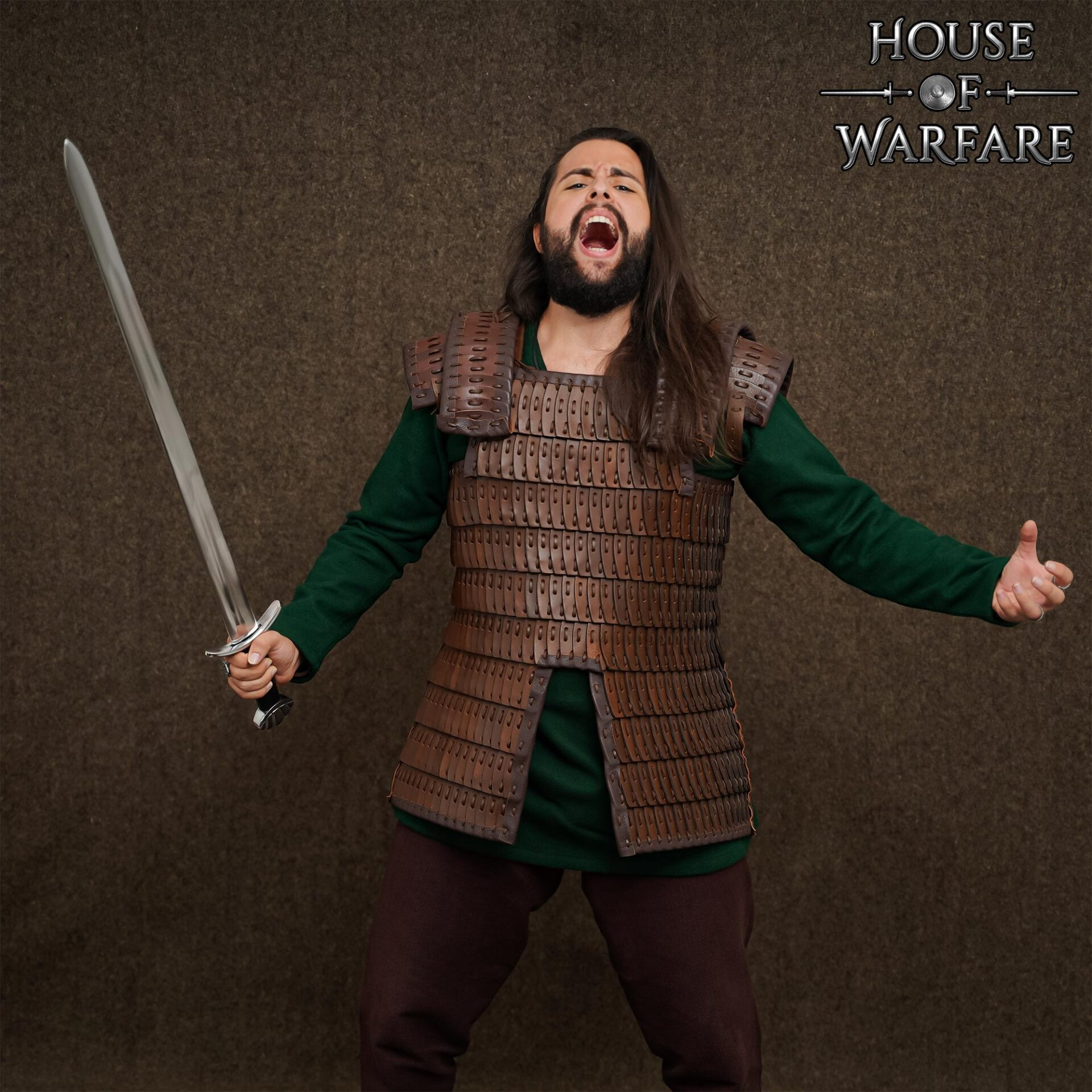 Armadura Vikinga lamelar en cuero marrón (3 mm.)