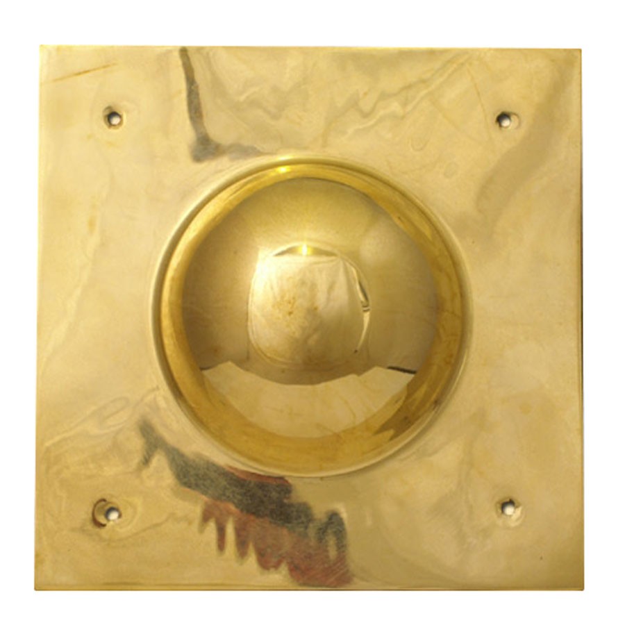 Umbo cuadrado en latón