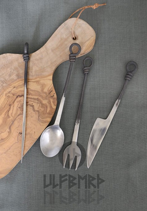 Set cubiertos medievales