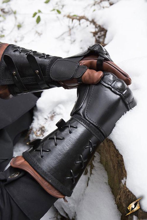 Guantelete de cuero, brazo derecho (1 unidad)