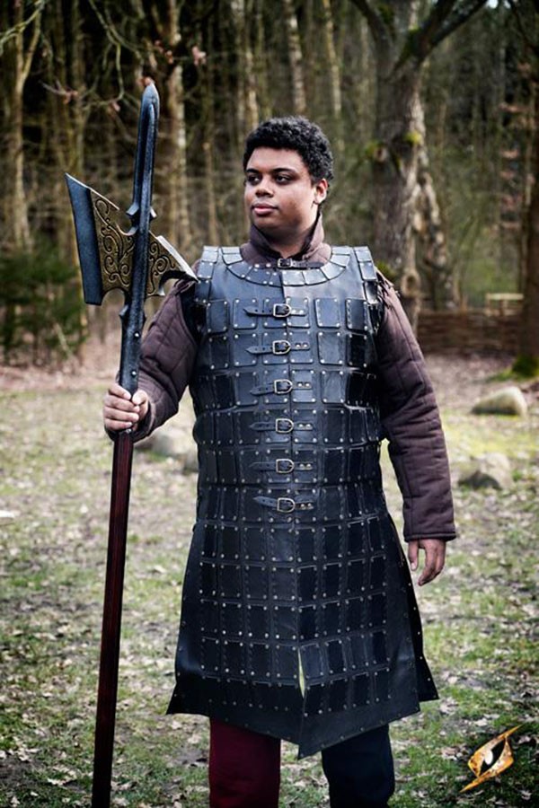 Brigantina medieval larga de cuero