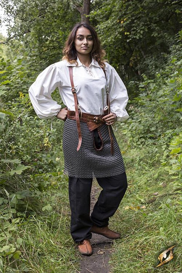 Falda medieval de cota de malla