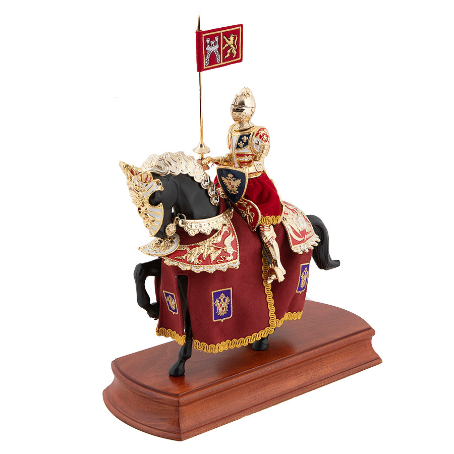 Armadura a caballo de Carlos V, 35 x 35 cm.