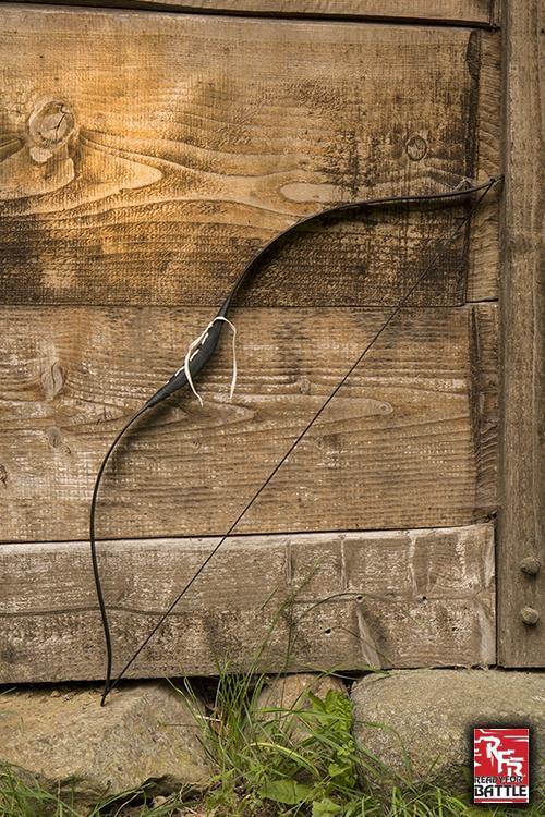 Arco medieval  negro. Cuerda 88 cm.