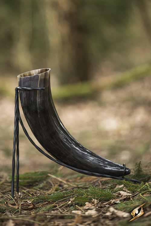 Cuerno de Jötunheim oscuro con soporte metálico, 1,5 l.