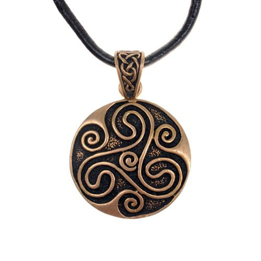 Colgante espiral Celta Triskele con correa en piel negra