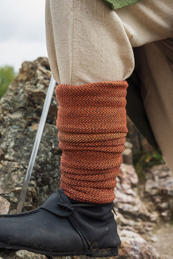 Winingas roscadas Sindri con patrón Espina, color naranja