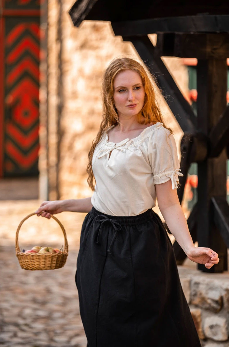 Blusa medieval con lazos modelo Otillia, blanco natural