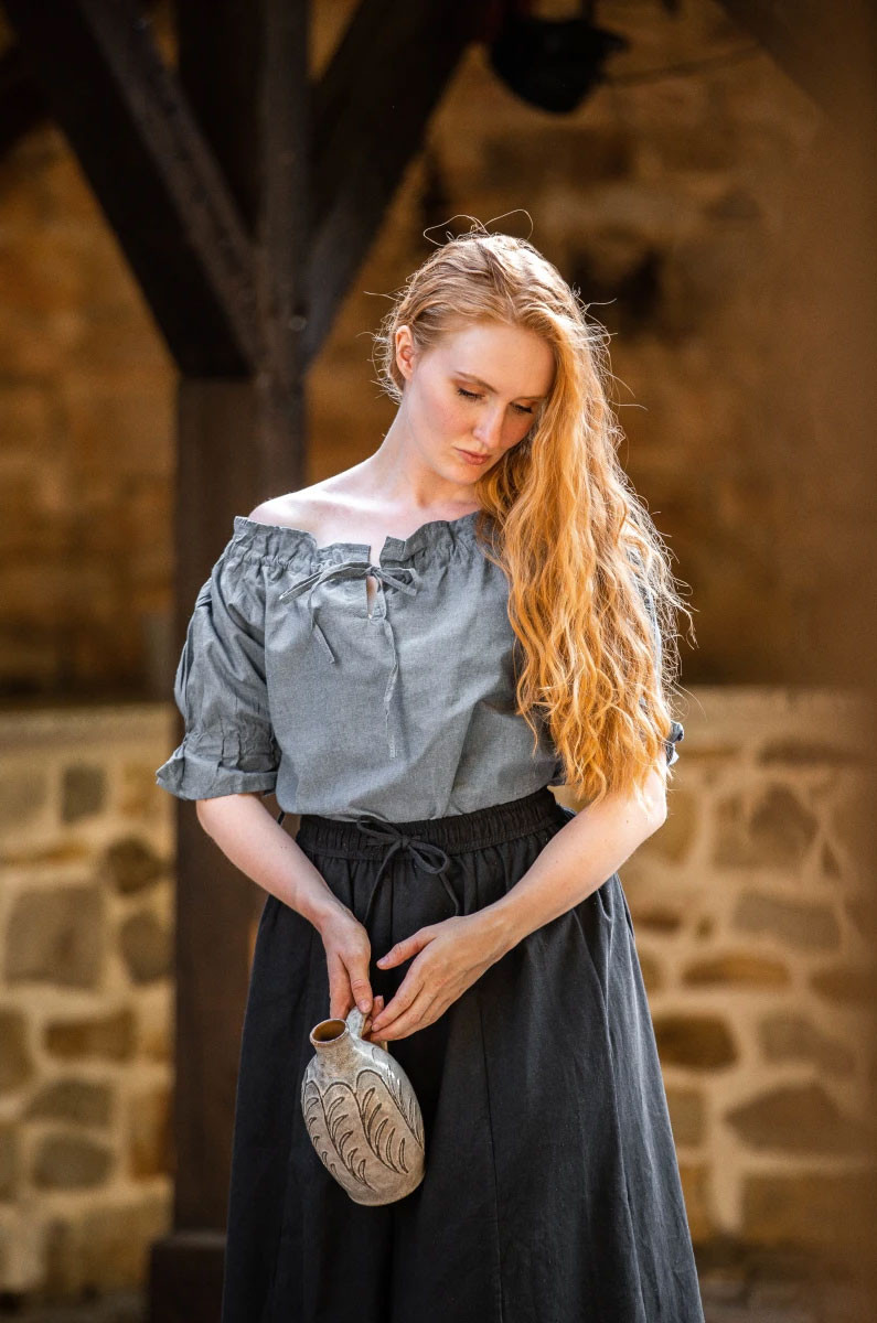 Blusa medieval Verena, manga corta