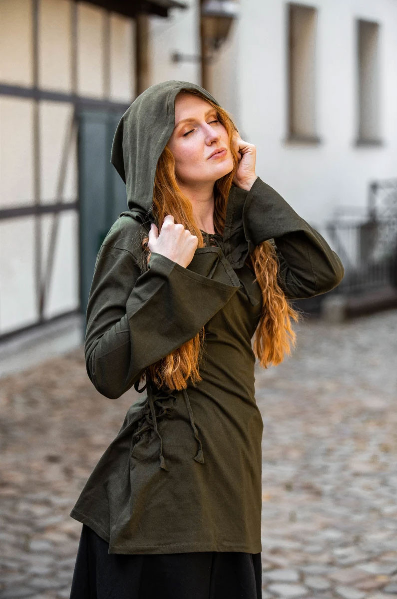 Blusa medieval Lea con cordones