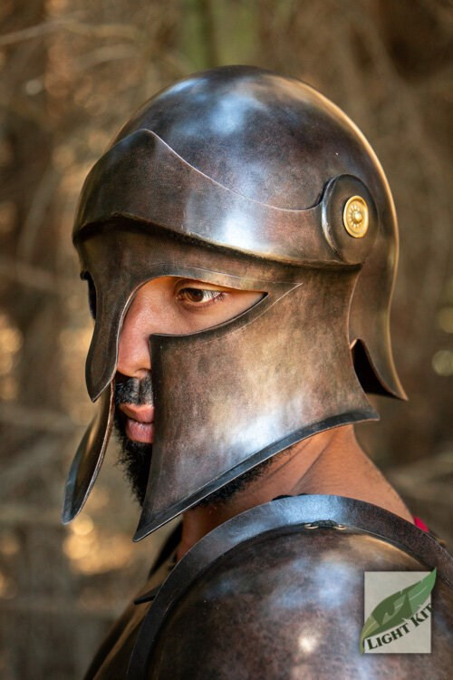 Casco espartano en poliuretano, Epic Armoury Light Kit