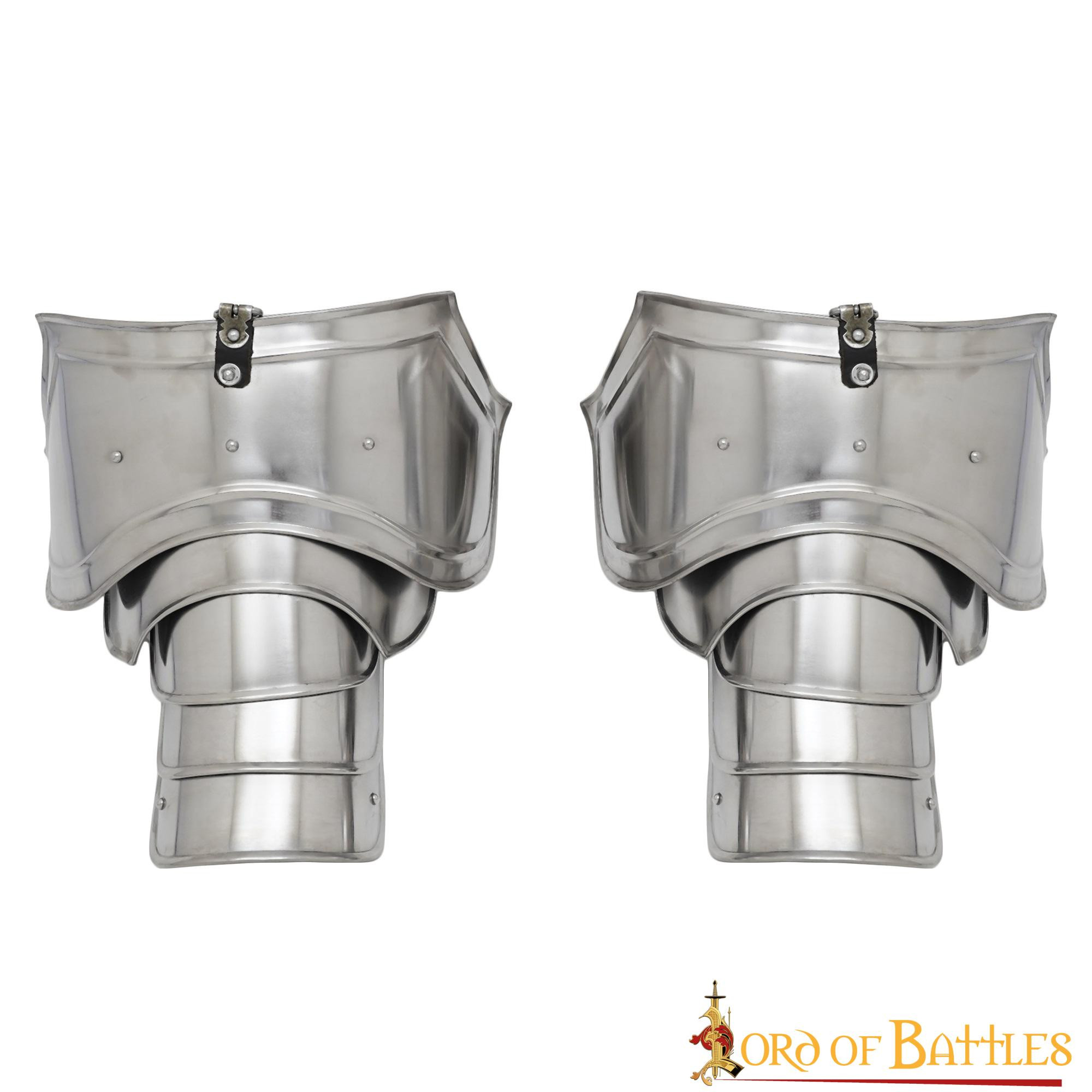 Hombreras de caballero medieval, acero dulce