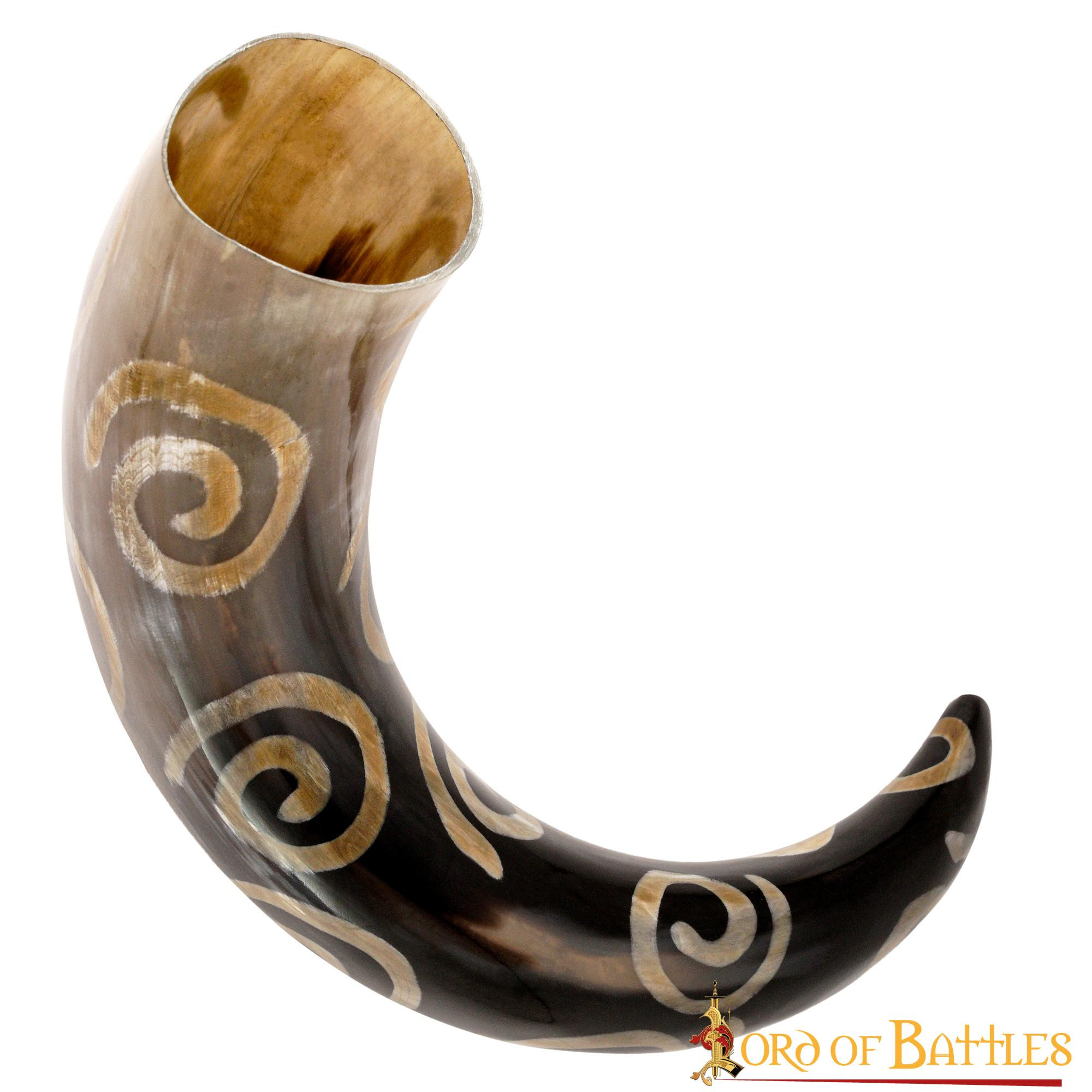 Cuerno de beber diseños en espiral carbonizados