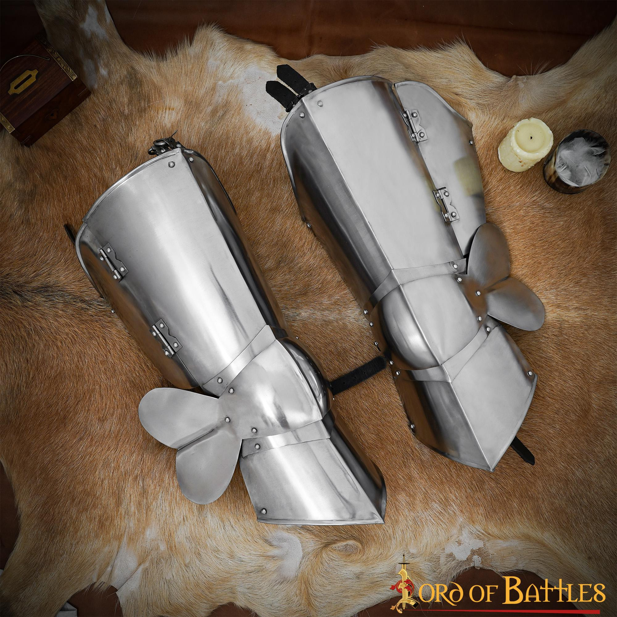 Armadura medieval clásica para piernas