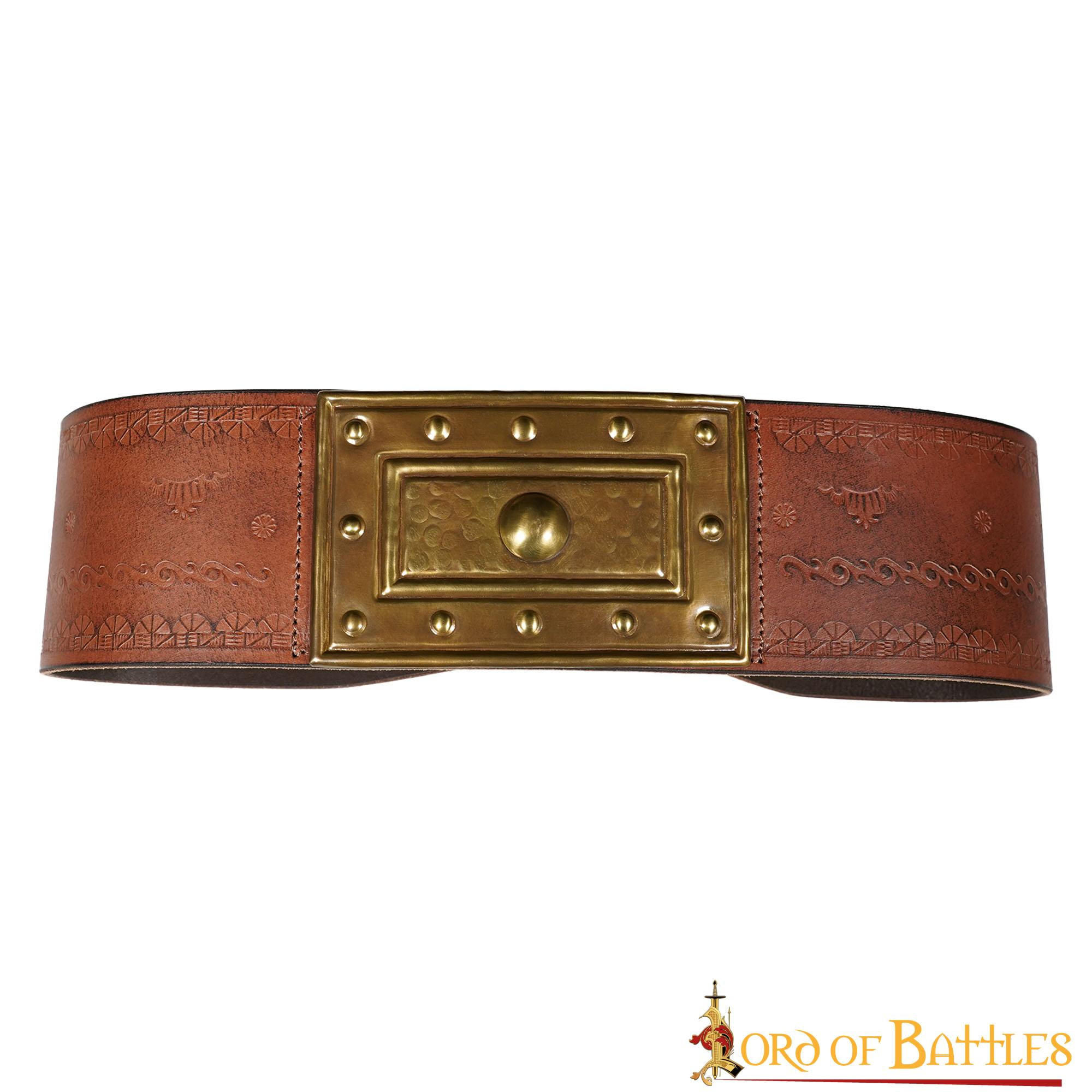 Cinturón medieval de guerrero en piel repujada