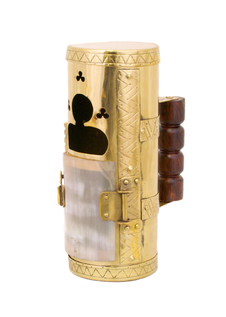 Linterna medieval en latón para velas