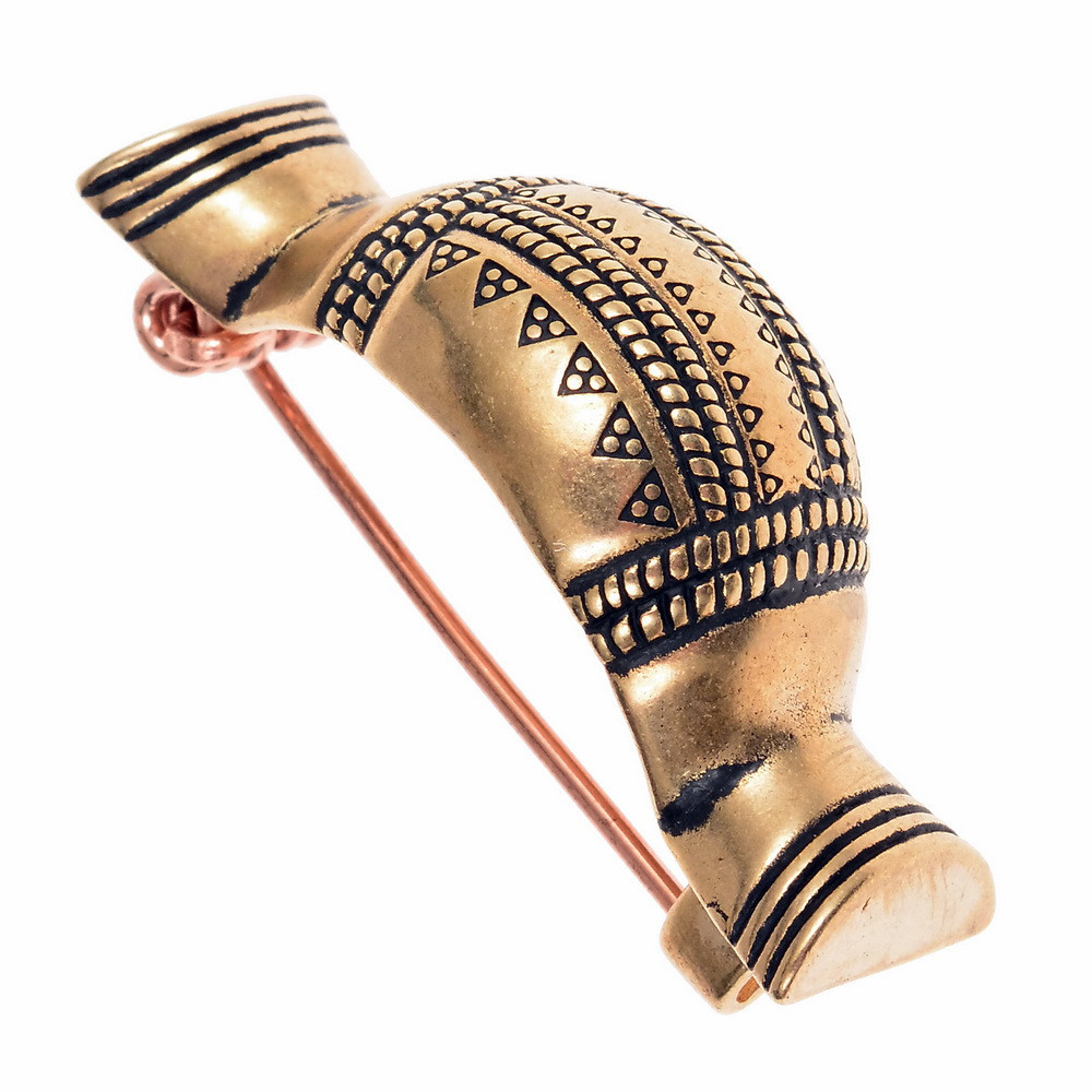 Broche vikingo Era Vendel de Brazos Armados