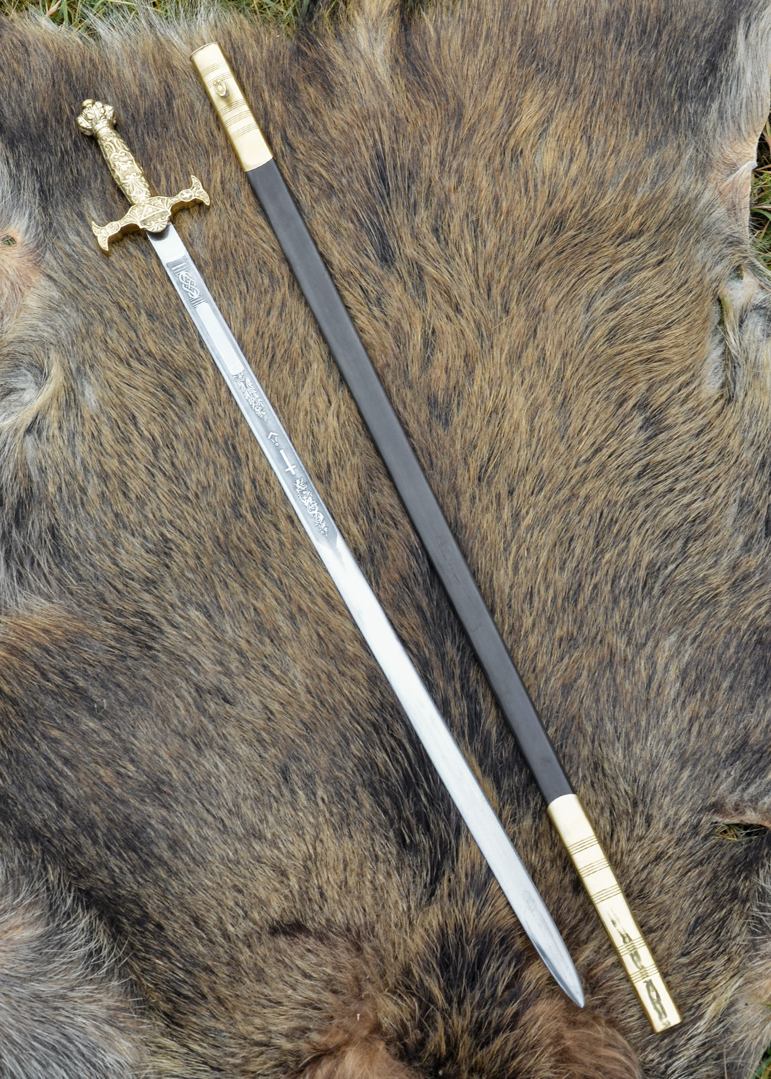 Espada ceremonial masona con vaina (88 cm.)