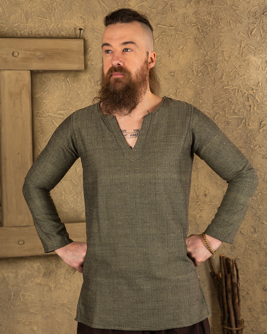 Túnica vikinga patrón espina de pescado modelo Tronde, verde oliva