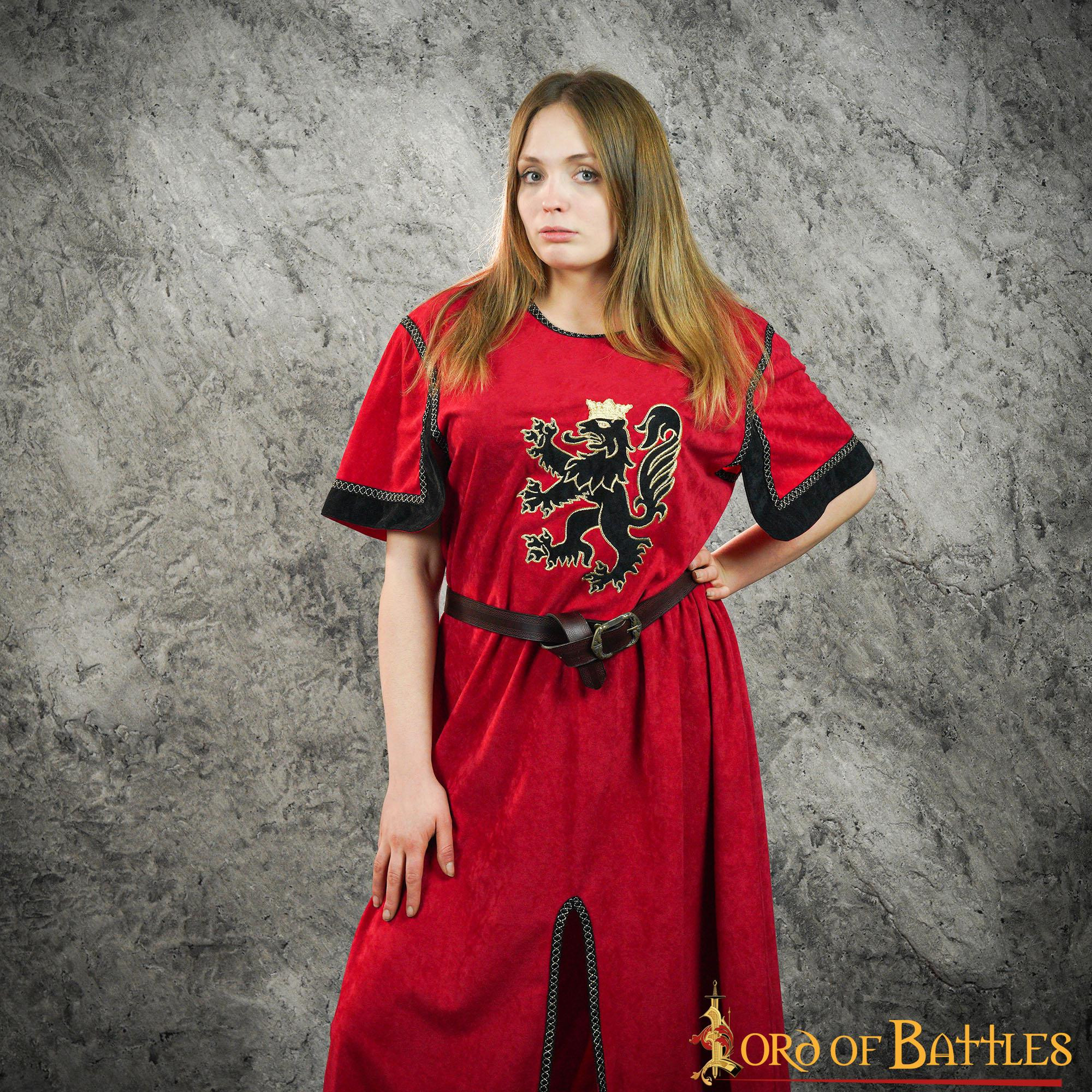 Túnica medieval roja con león rampante