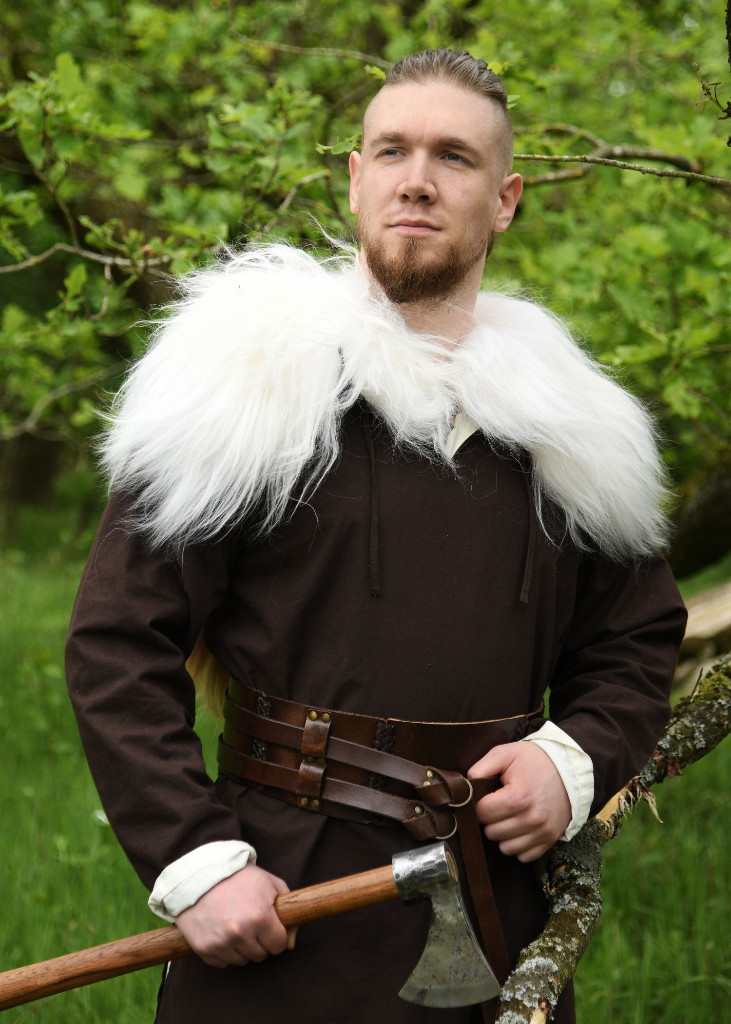 Hombros de piel de oveja nórdica