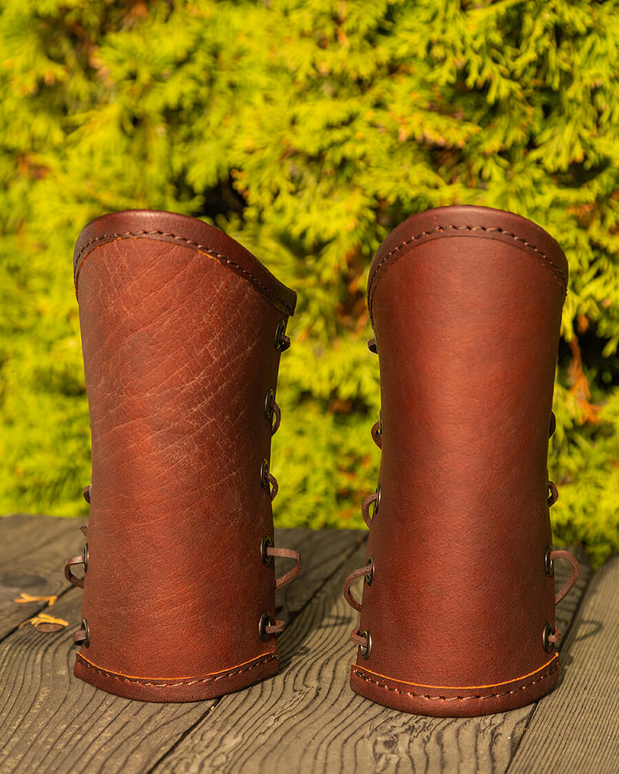 Brazaletes de época Borg en cuero - Marrones