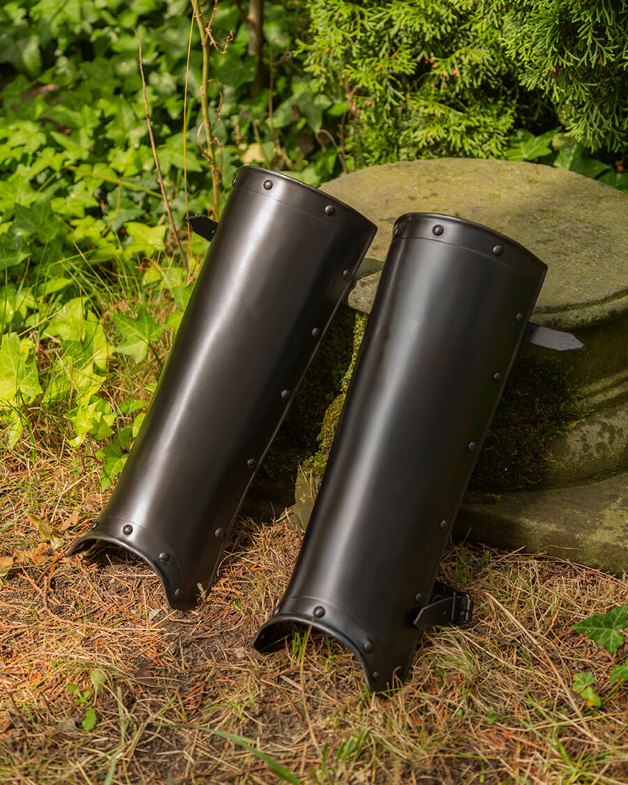 Grebas medievales Jost en acero ennegrecido