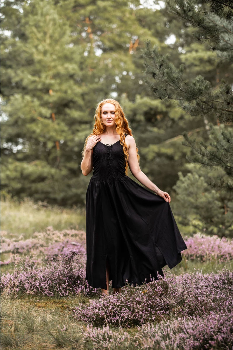 Vestido medieval elegante Jasmin, color negro