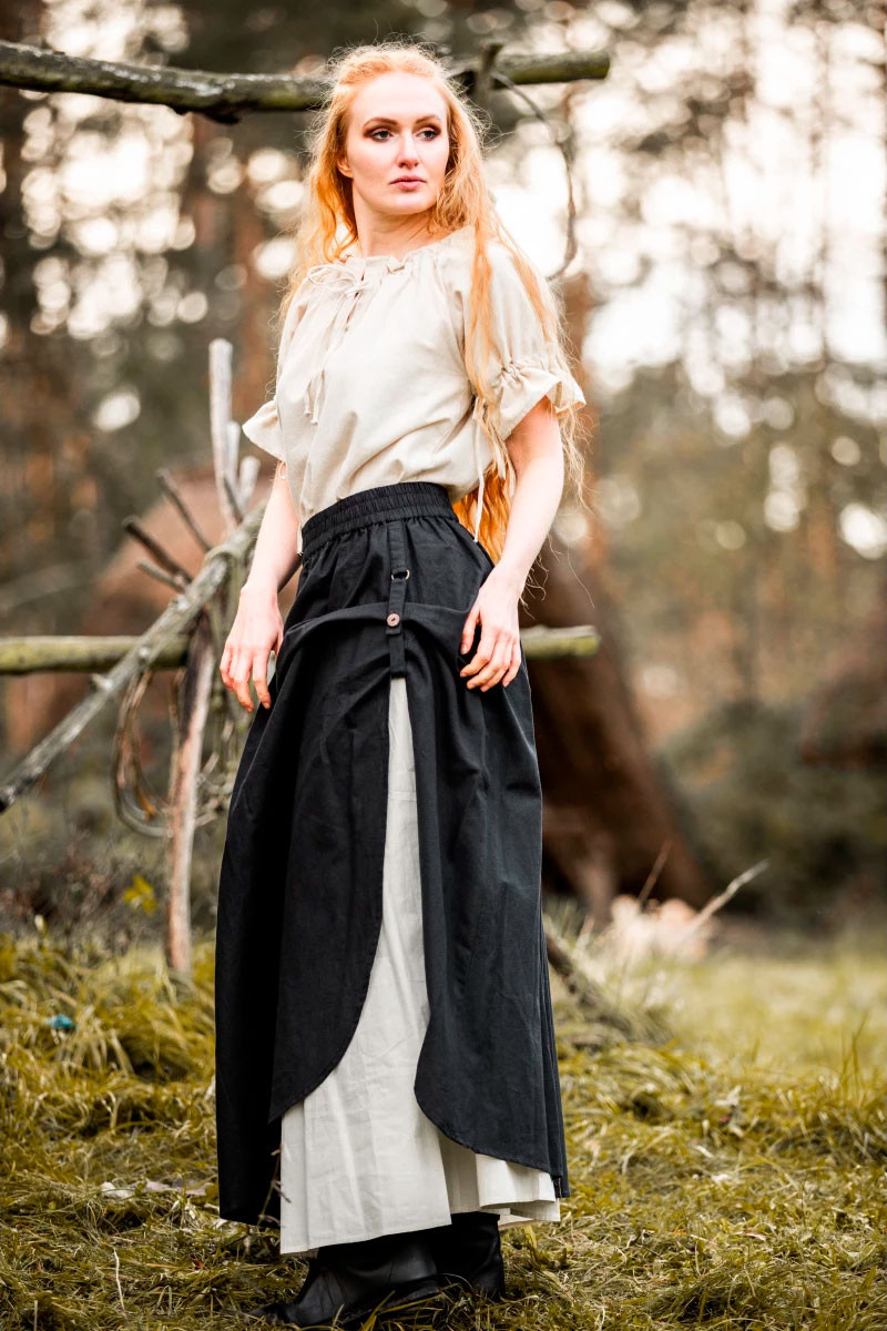 Falda medieval modelo Elise, negro-natural