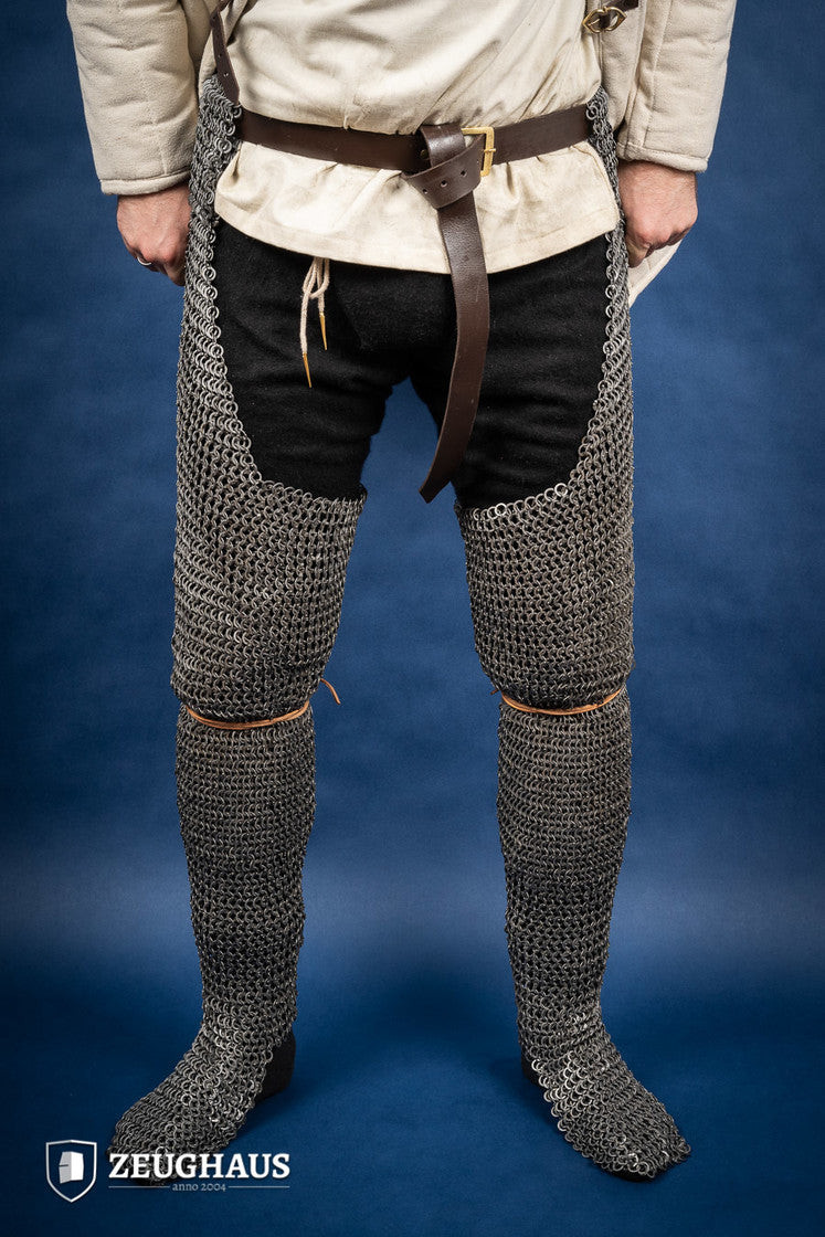 Piernas medievales cota de malla anillas remachadas (9 mm.)