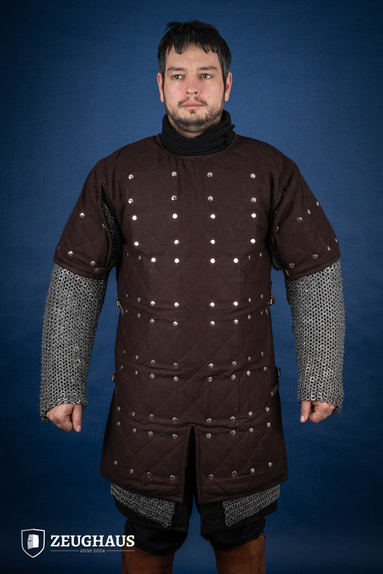 Brigantina medieval acero dulce, color marrón