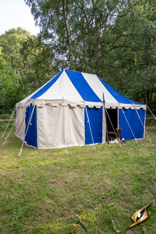 Carpa medieval marquesina, natural-azul 4 x 6 mts. (Versión Compacta)