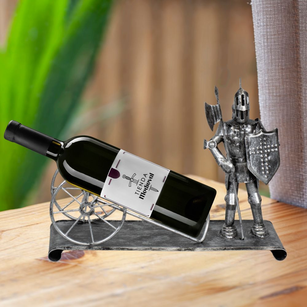 Guerrero y cañón con soporte para botella