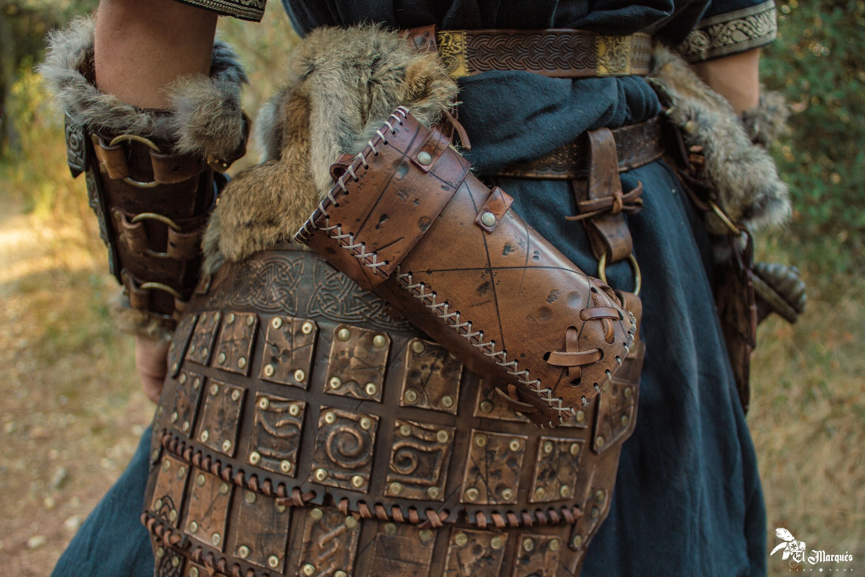 Portalatas medieval envejecido