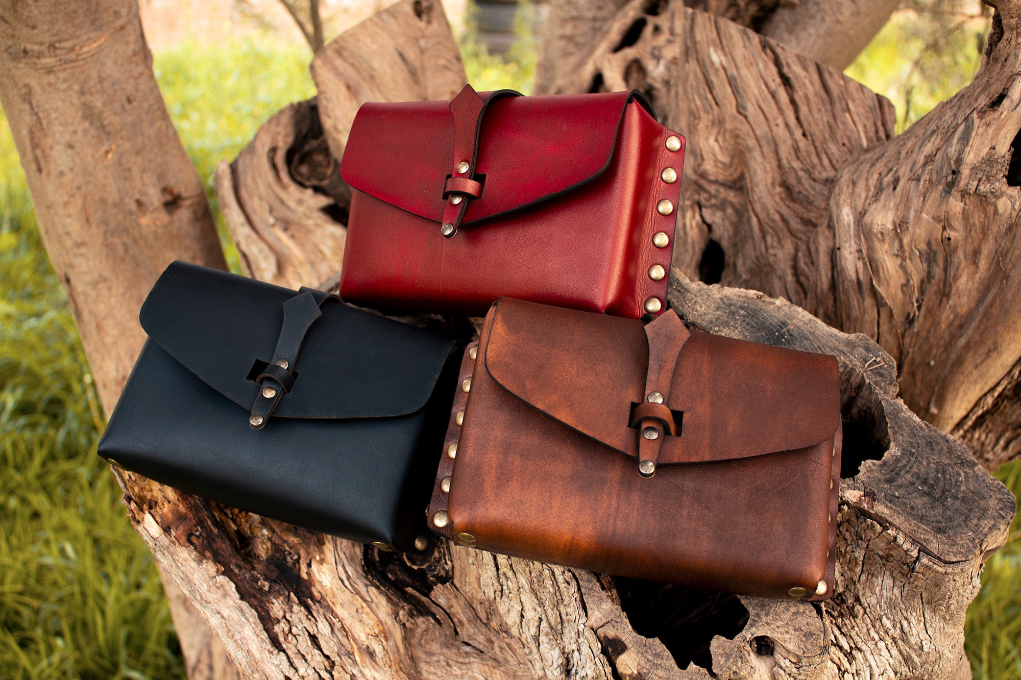 Bolso medieval peregrino en piel
