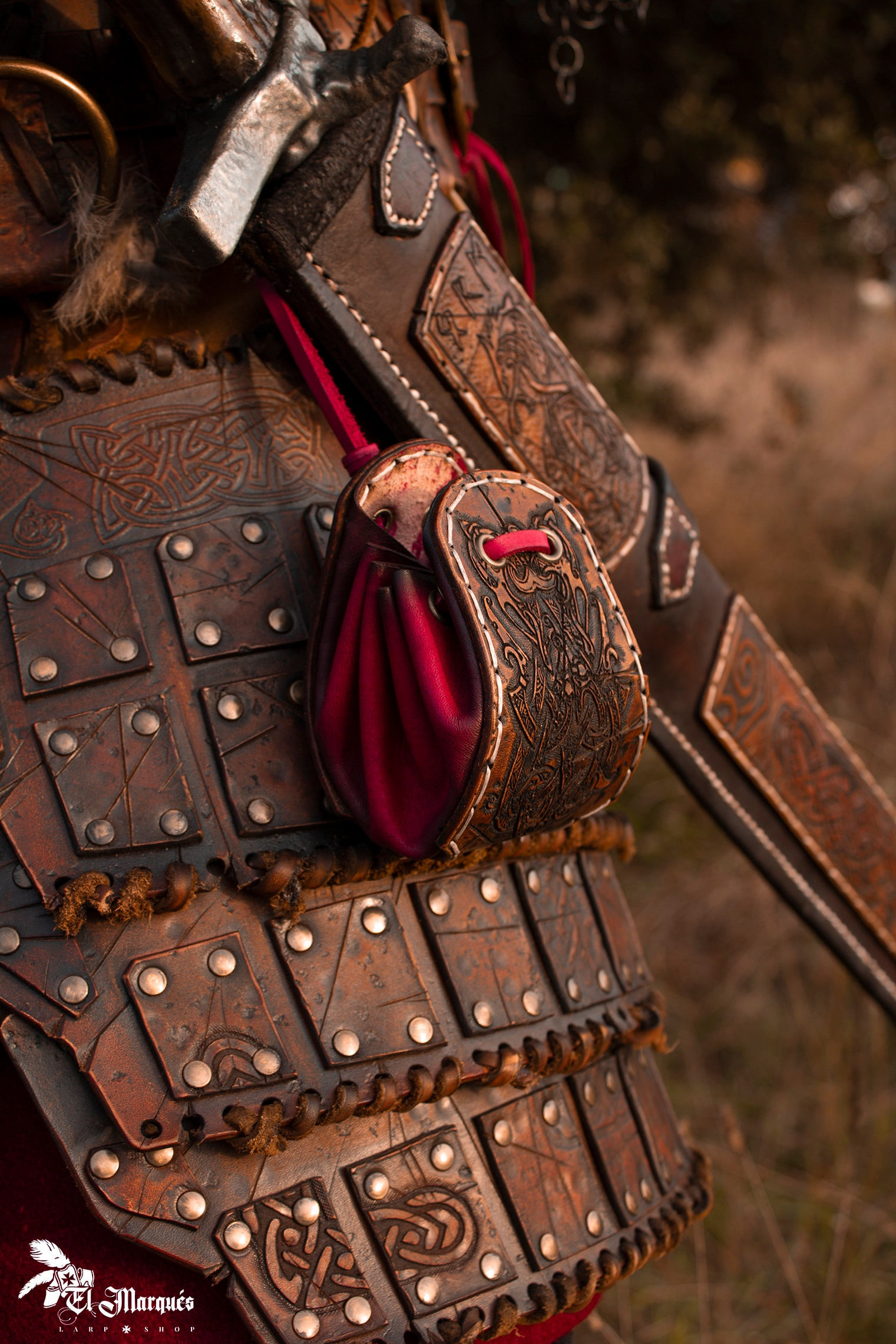 Bolsa Vikinga tipo limosnera en piel marrón