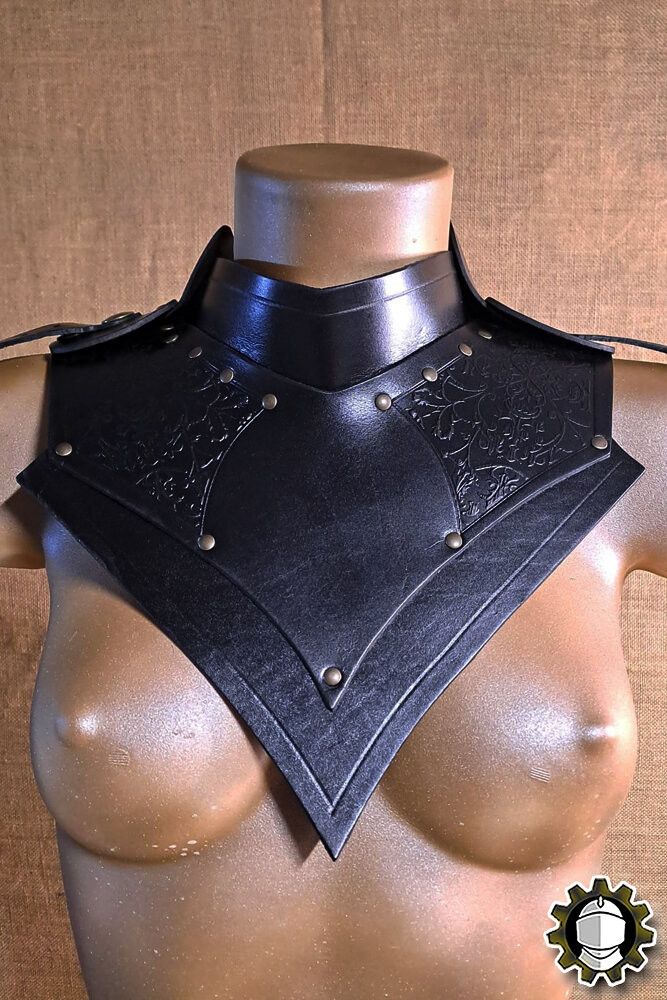 Gorjal medieval cuero modelo Senua, color negro