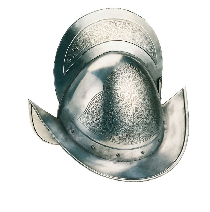 Capacete ornamentado con grabados