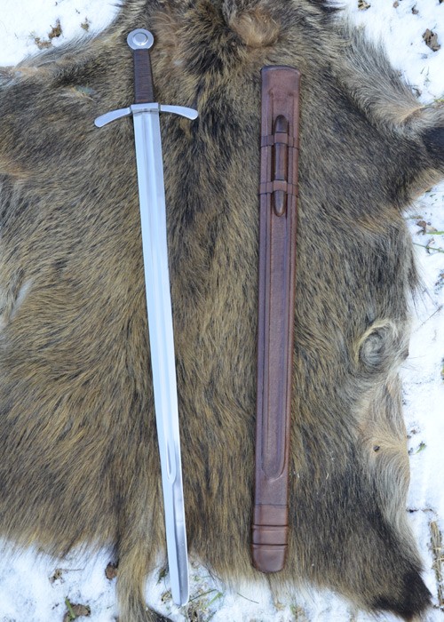 Espada Cruzados con vaina, funcional