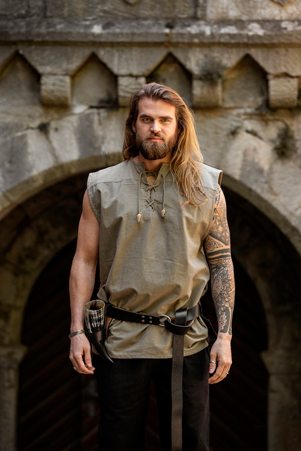 Camisa medieval gris sin mangas, modelo Jean