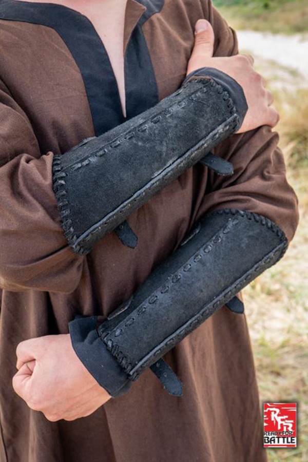 Brazaletes medievales de Veterano, en cuero negro