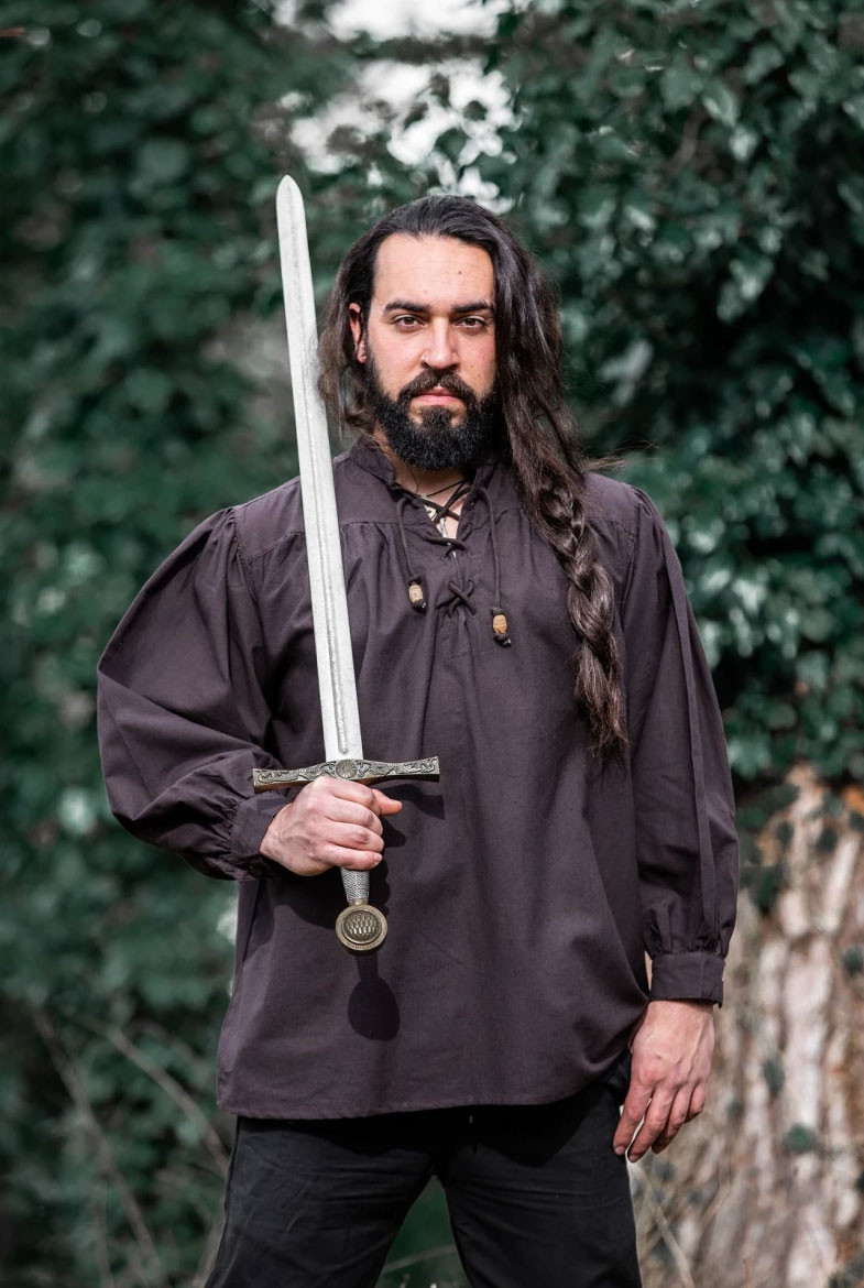 Camisa medieval Friedrich marrón oscuro con lazos