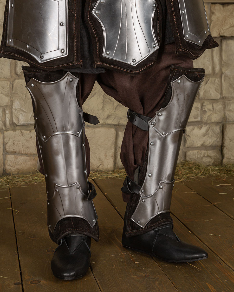 Grebas medievales acolchadas Fafnir, acabado pulido