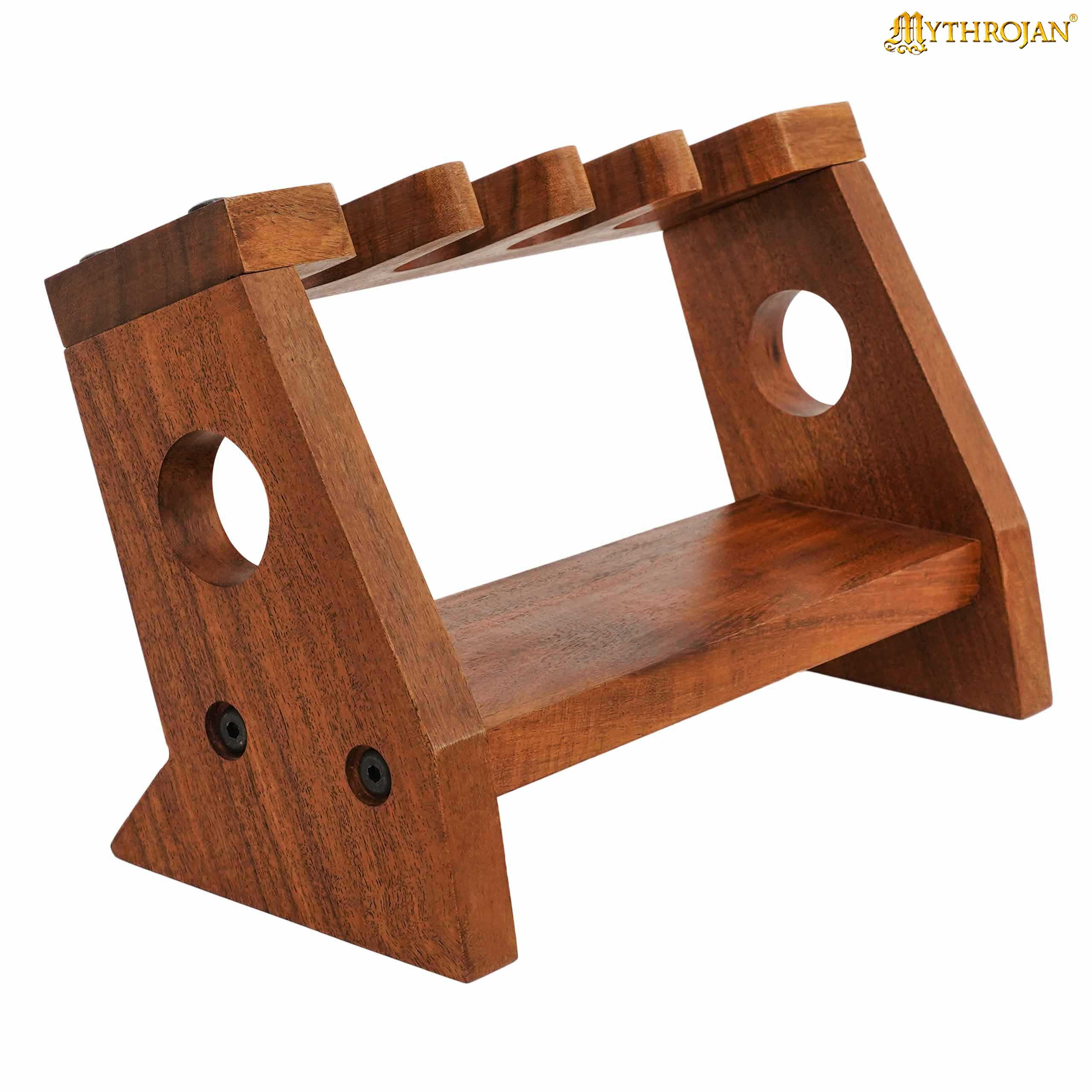 Soporte medieval en madera para pistolas