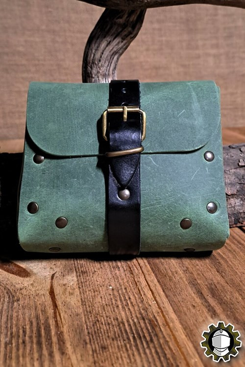 Bolso medieval en cuero verde modelo Valeron