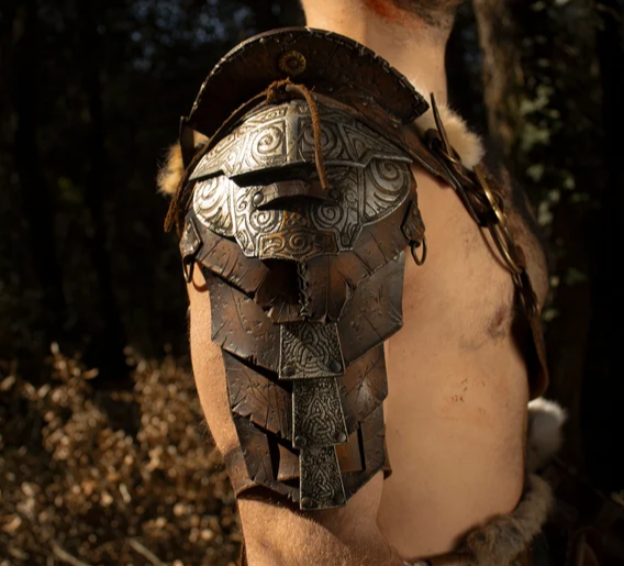 Hombrera Thor Bárbaro en marrón (1 unidad)