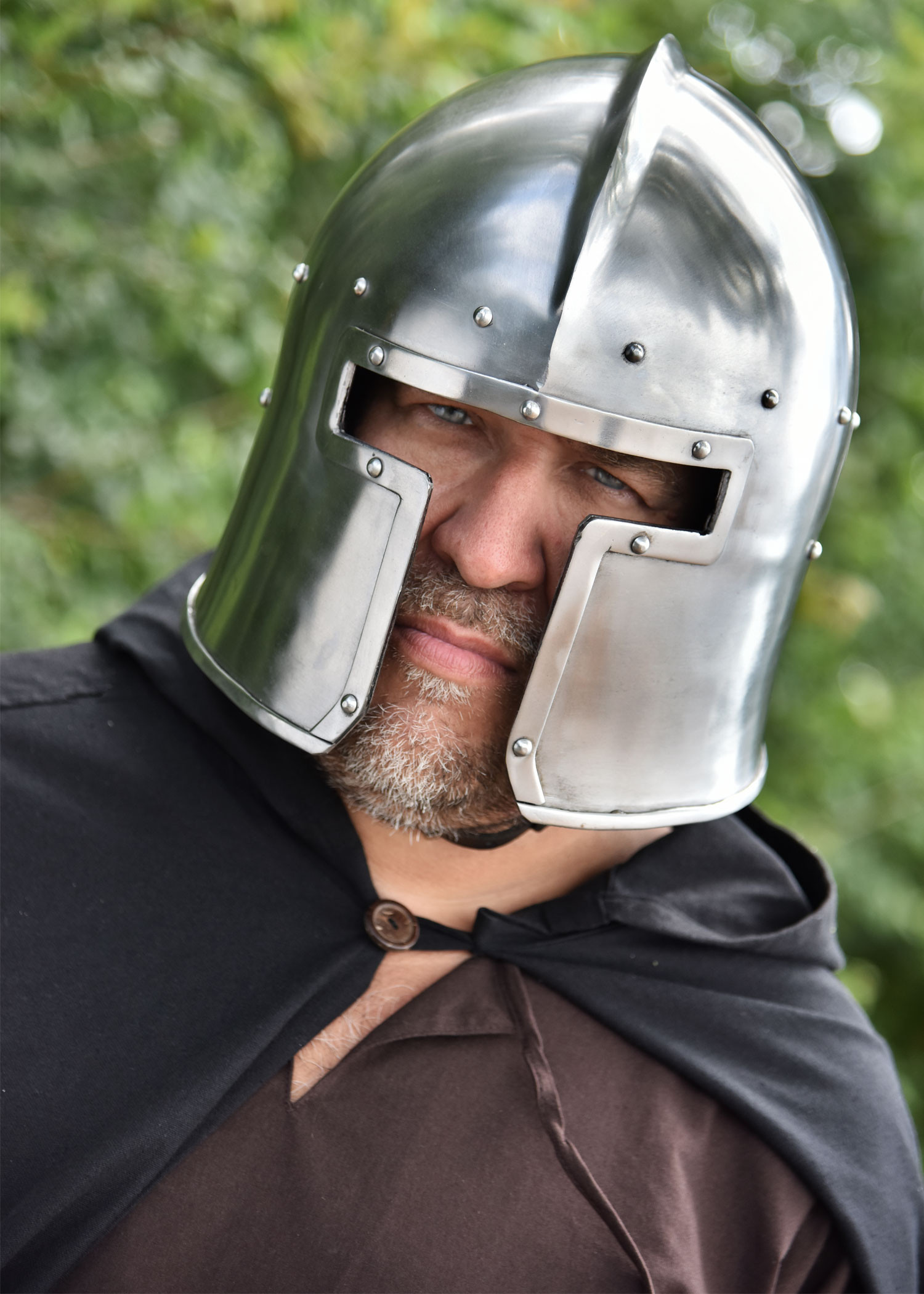 Barbuta italiana funcional, año 1440