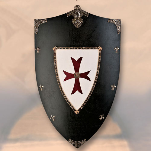 Escudo templario con la característica cruz de malta impresa